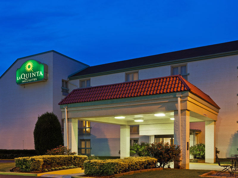 La Quinta By Wyndham Atlanta Airport South Hotel College Park Exterior photo